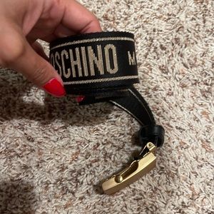 No longer in need. Brand new. Never worn.